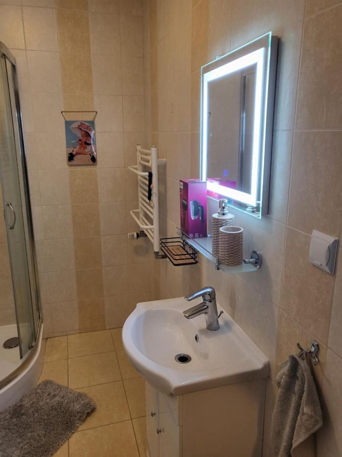 Apartament Wakacyjny Ines -Ustka-Na Wydmie,Samodzielne Zameldowanie,Garaz Do Dyspozycji Gosci Exterior foto